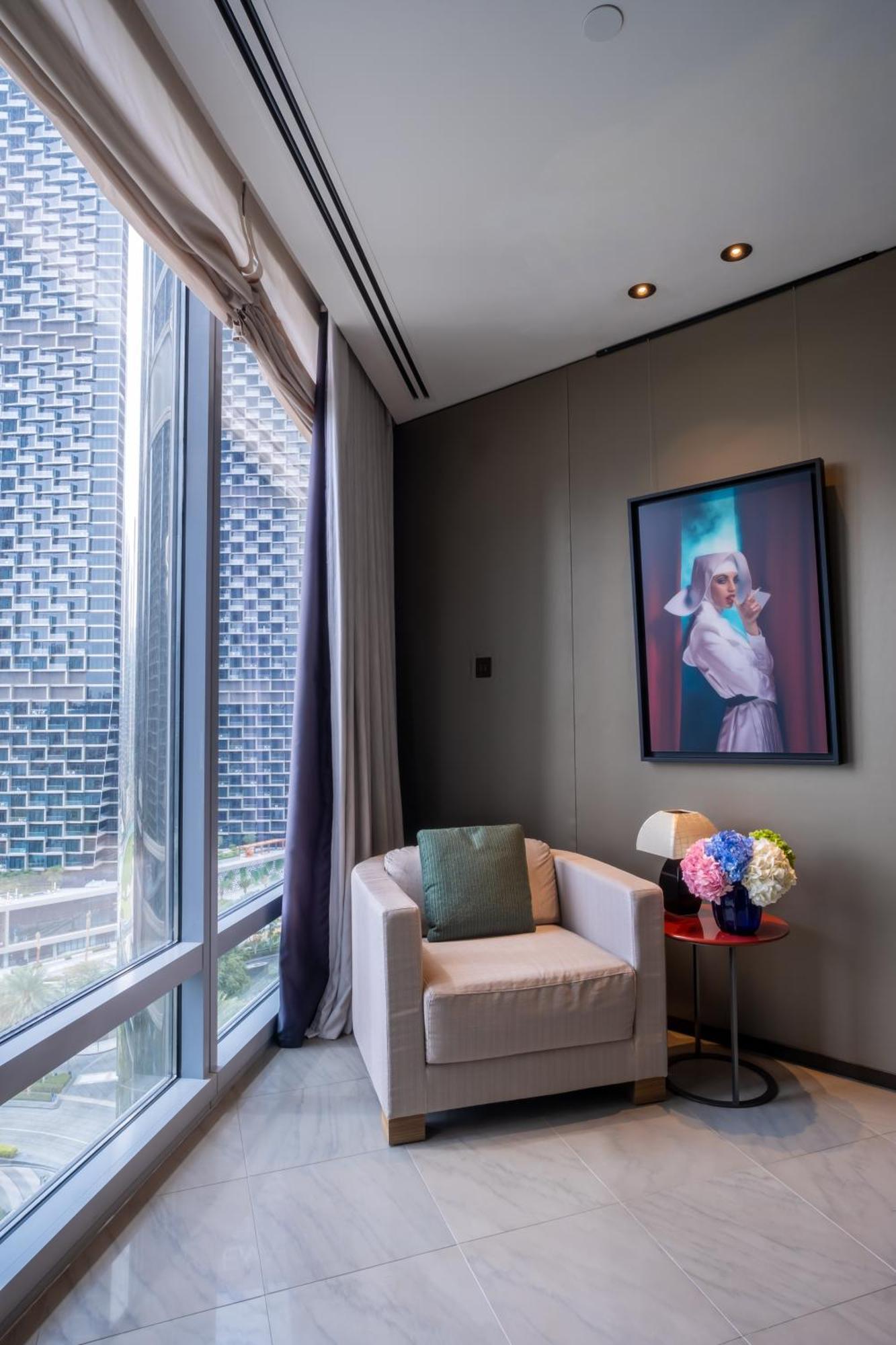 Appartamento 2-br Luxury In Armani Residences Dubai