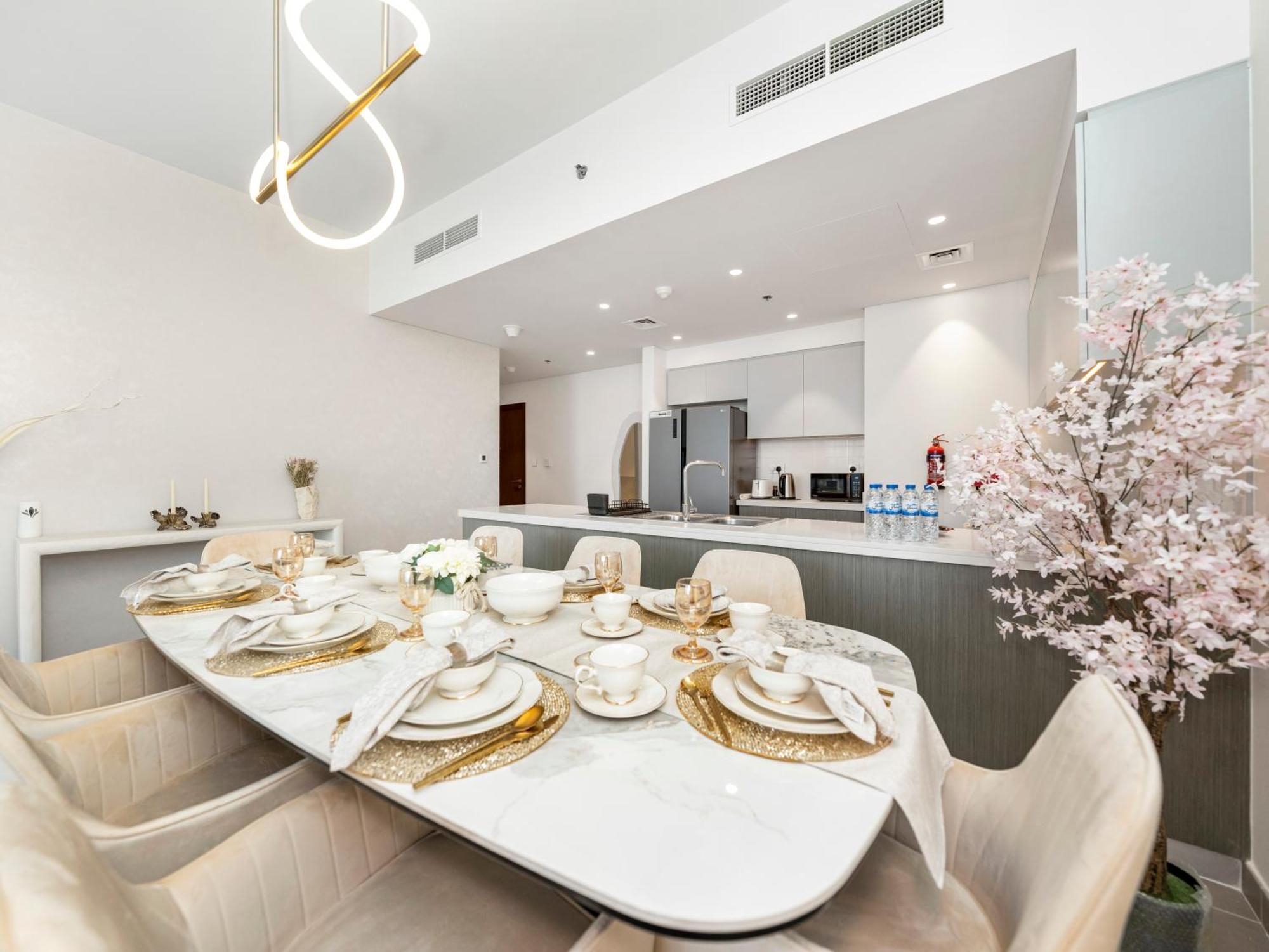 Burj Khalifa Bliss I 4 Bedroom I Burj Khalifa & Fountain Views I Free Gym, Pool, Parking, Wi-fi And Ps5 I By Skyline Serenity Apartament *