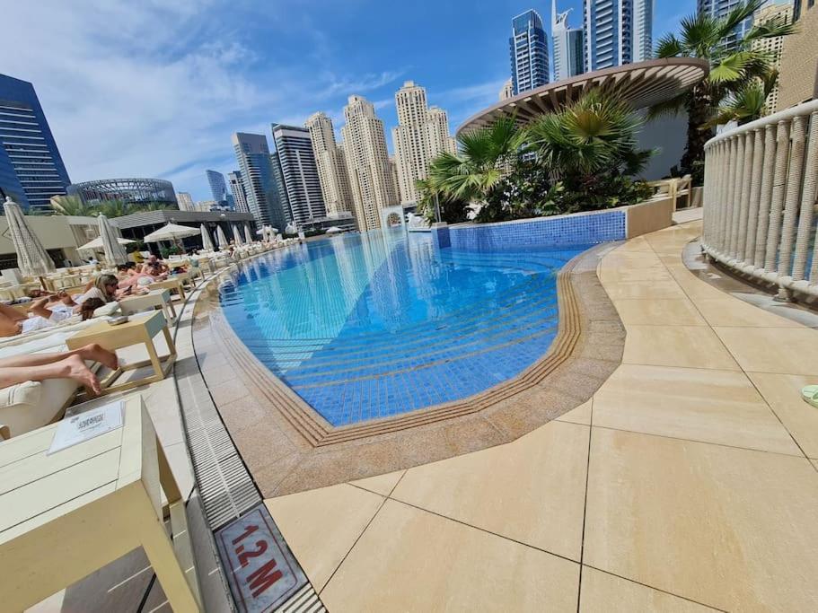 Marco Polo - Chic 1br In Marina Hub, Expansive Balcony * Dubaï