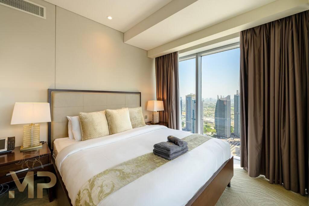 Marco Polo - Chic 1br In Marina Hub, Expansive Balcony Appartement Dubaï