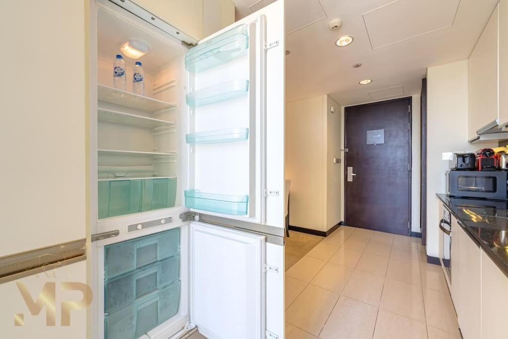 Marco Polo - Chic 1br In Marina Hub, Expansive Balcony Appartement *
