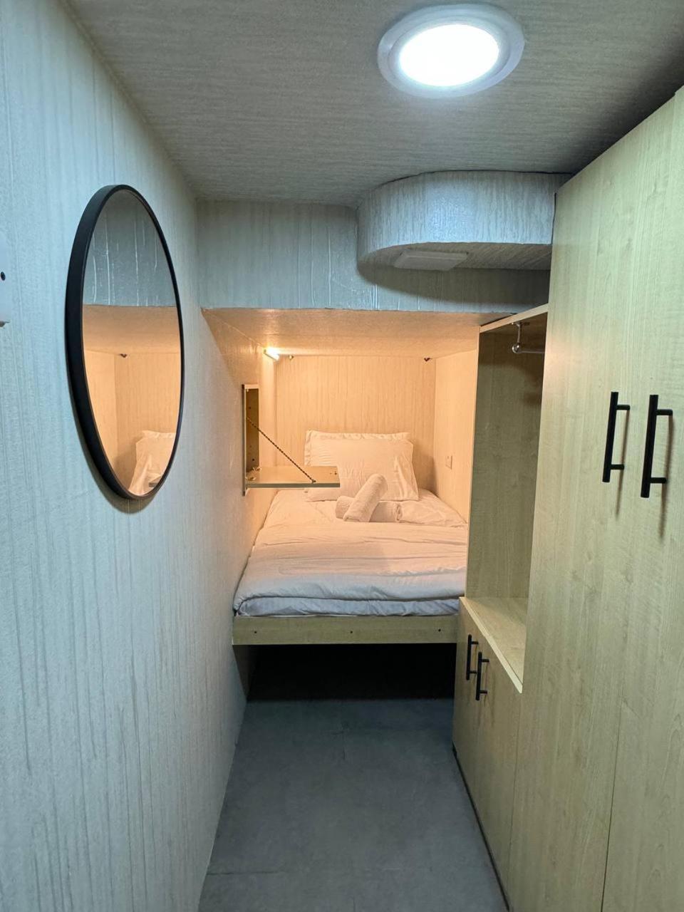 Kapselhotell Capsule In Business Bay Near Downtown *