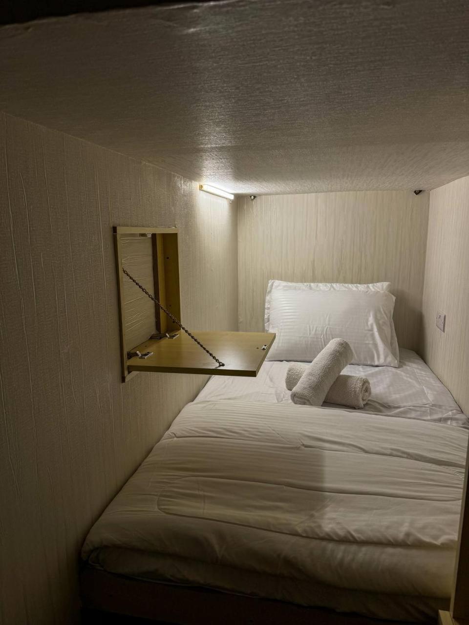 Kapselhotell Capsule In Business Bay Near Downtown Dubai