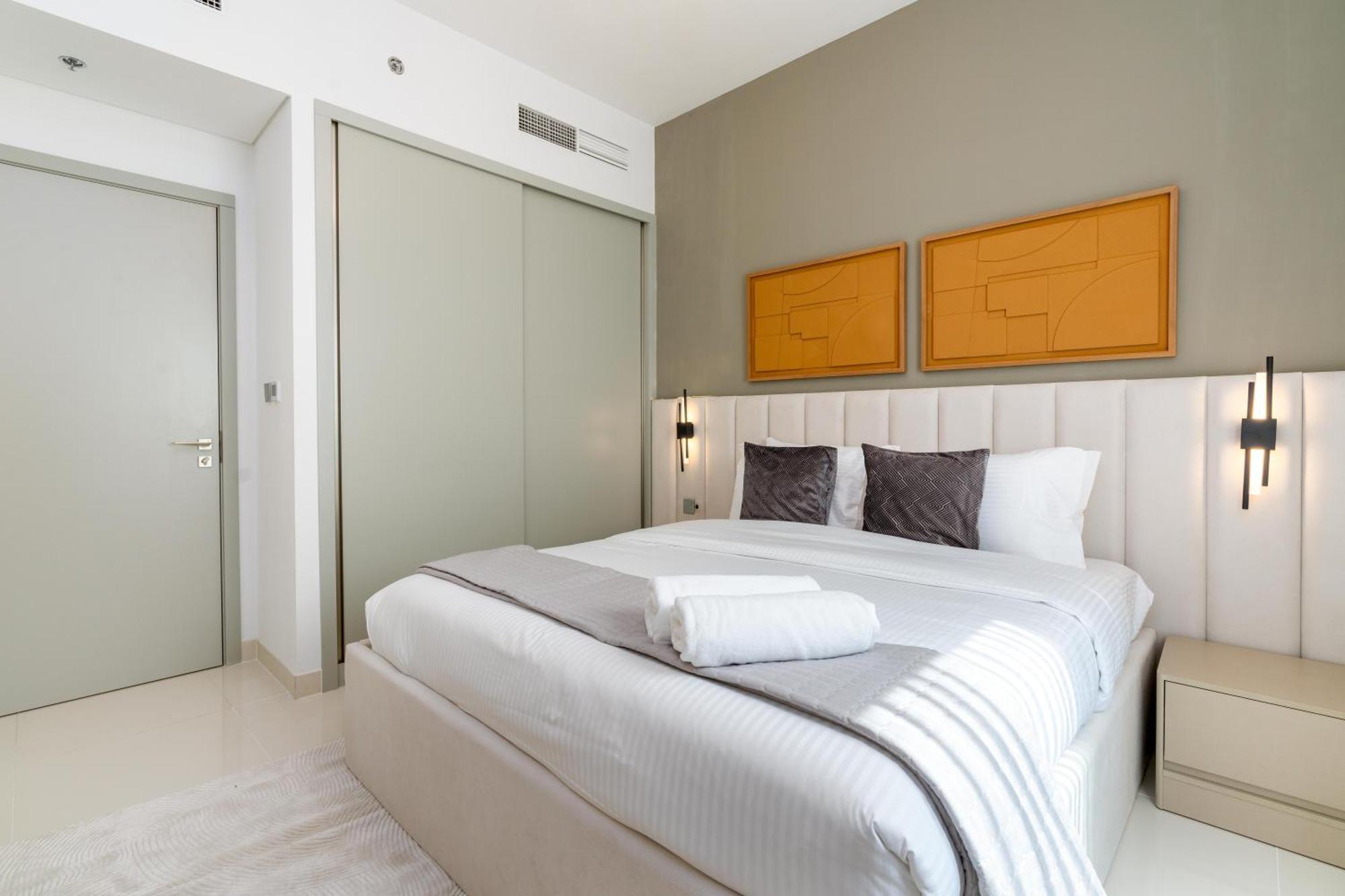 Isle Tower 2 - Beachfront Stunning - Full Sea Views Dubaï