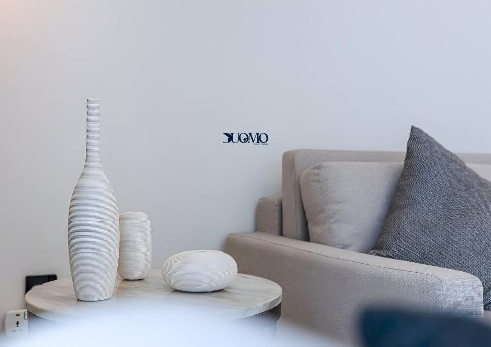 Myduomo- Stylish 1br, Park & Community Views-209 * Dubái