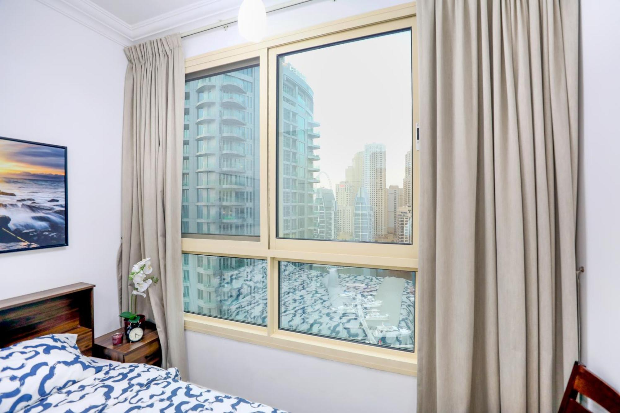 Superb 1bed Marina View Pool Jbr Parking Apartamento Dubái