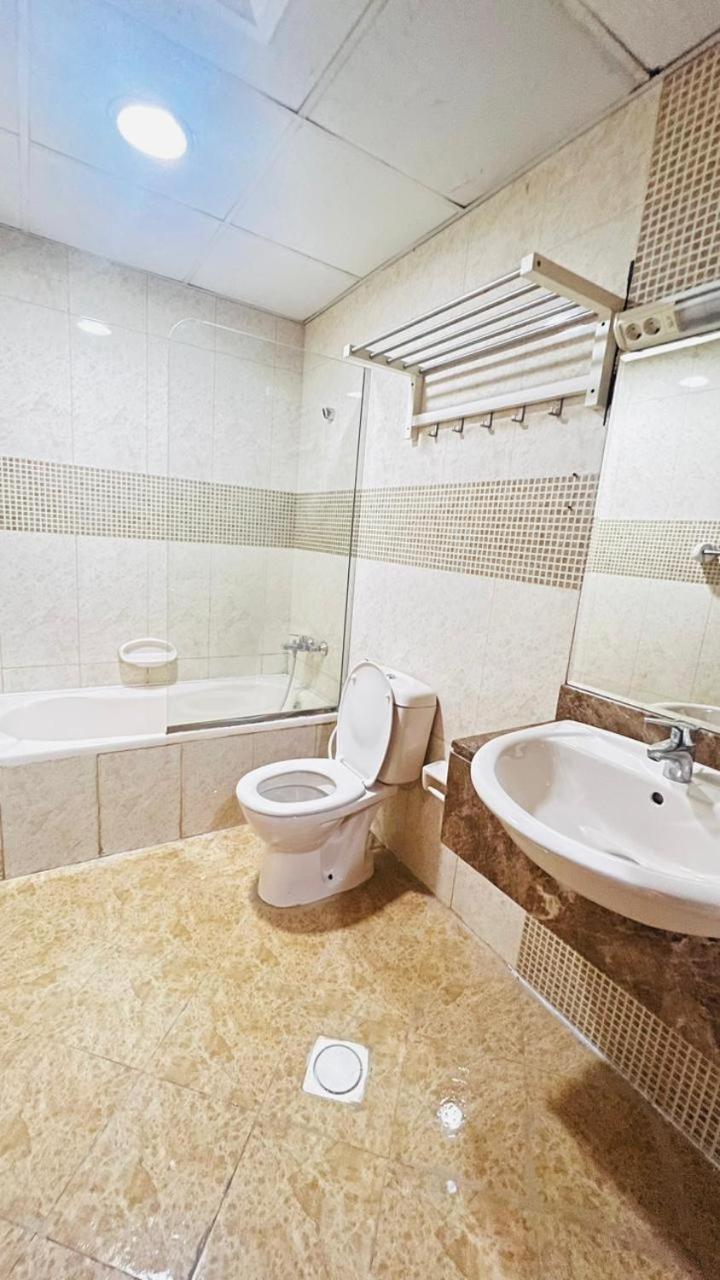 Executive In Barsha 1 Near Moe Metro Privatunterkunft Dubai
