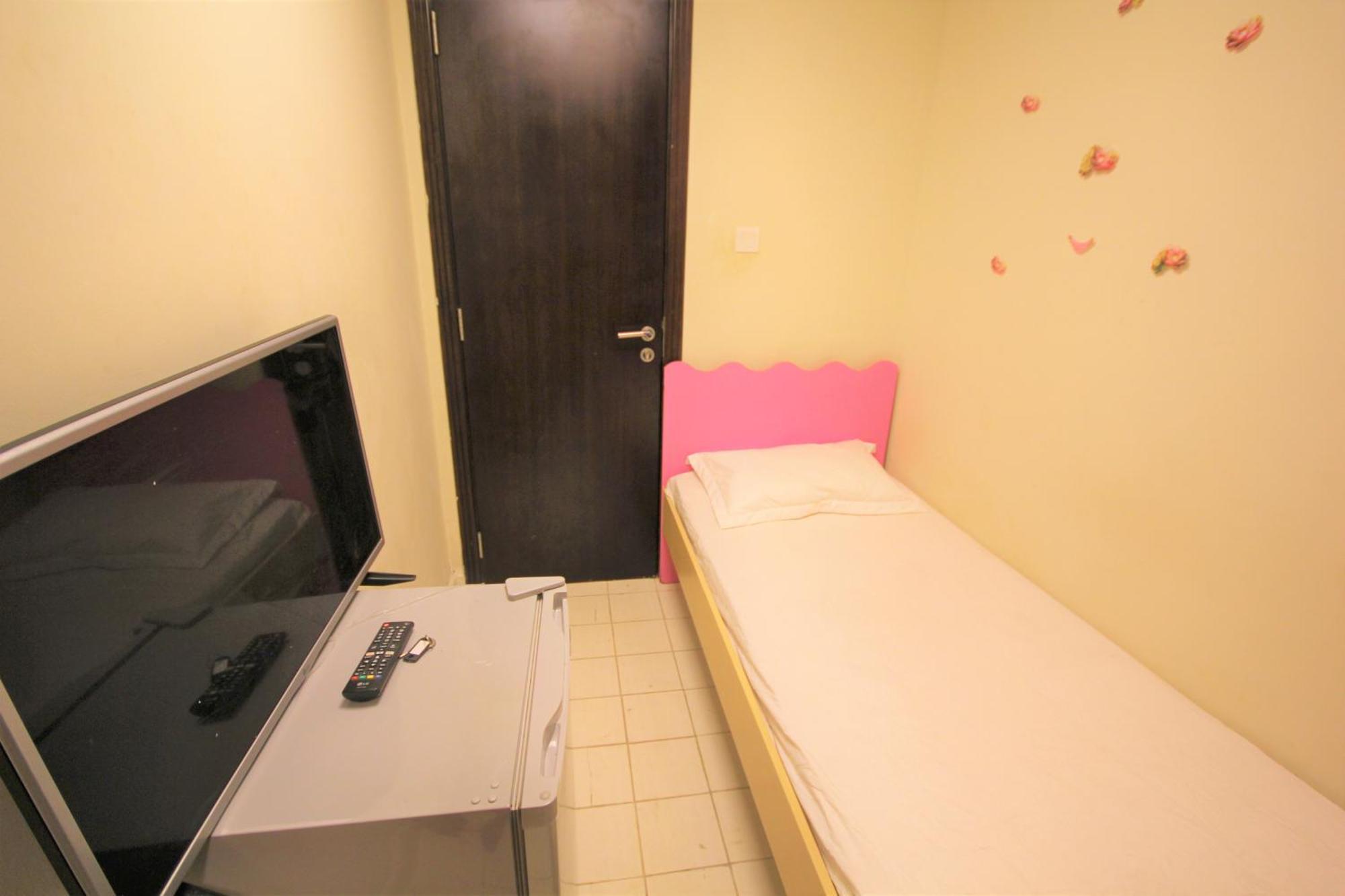 Wonderful ' For Girls Only ' In Tecom, Al Barsha Dubai