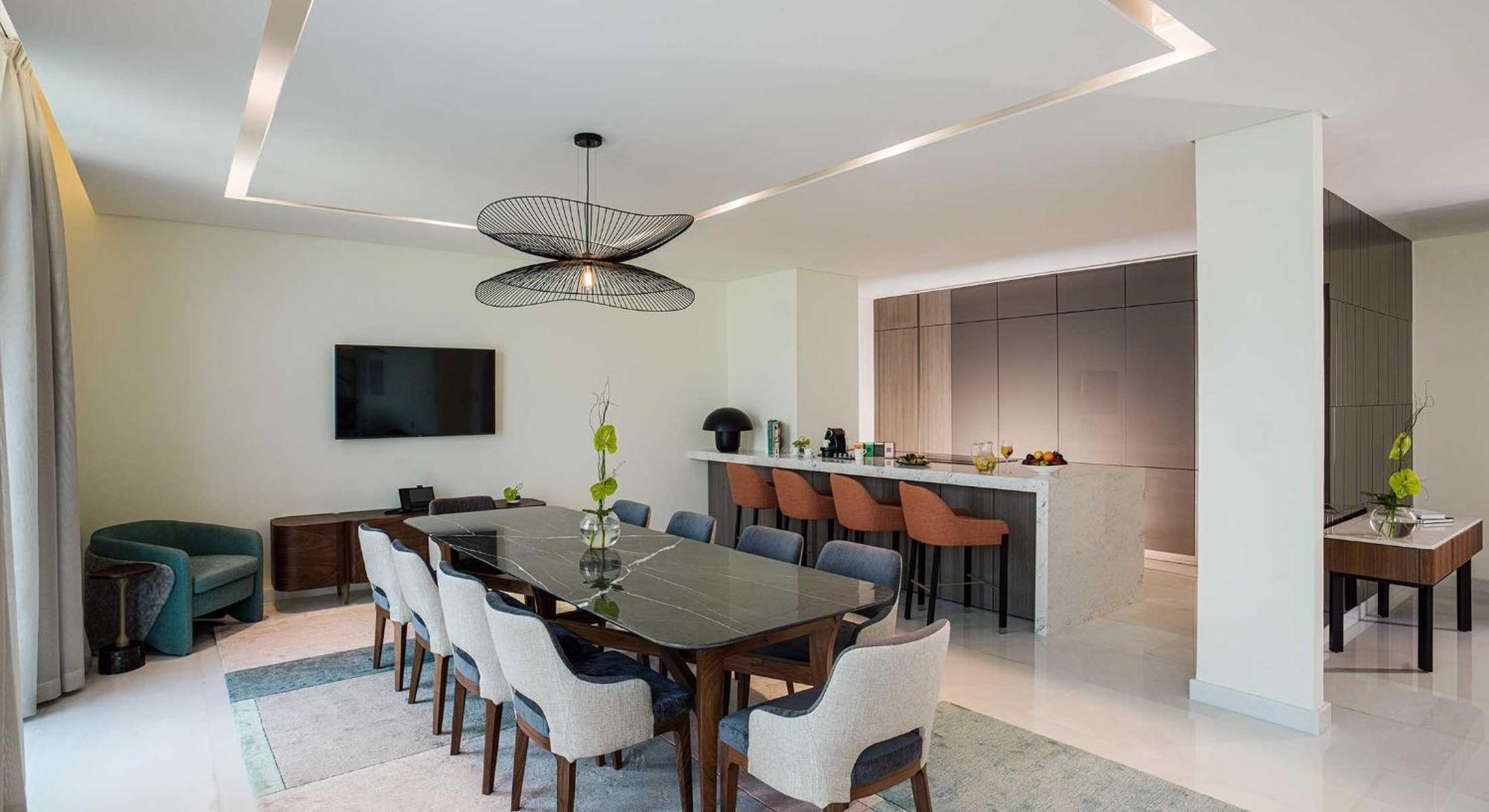 Th8 Palm Resort, Vignette Collection By Ihg Dubai