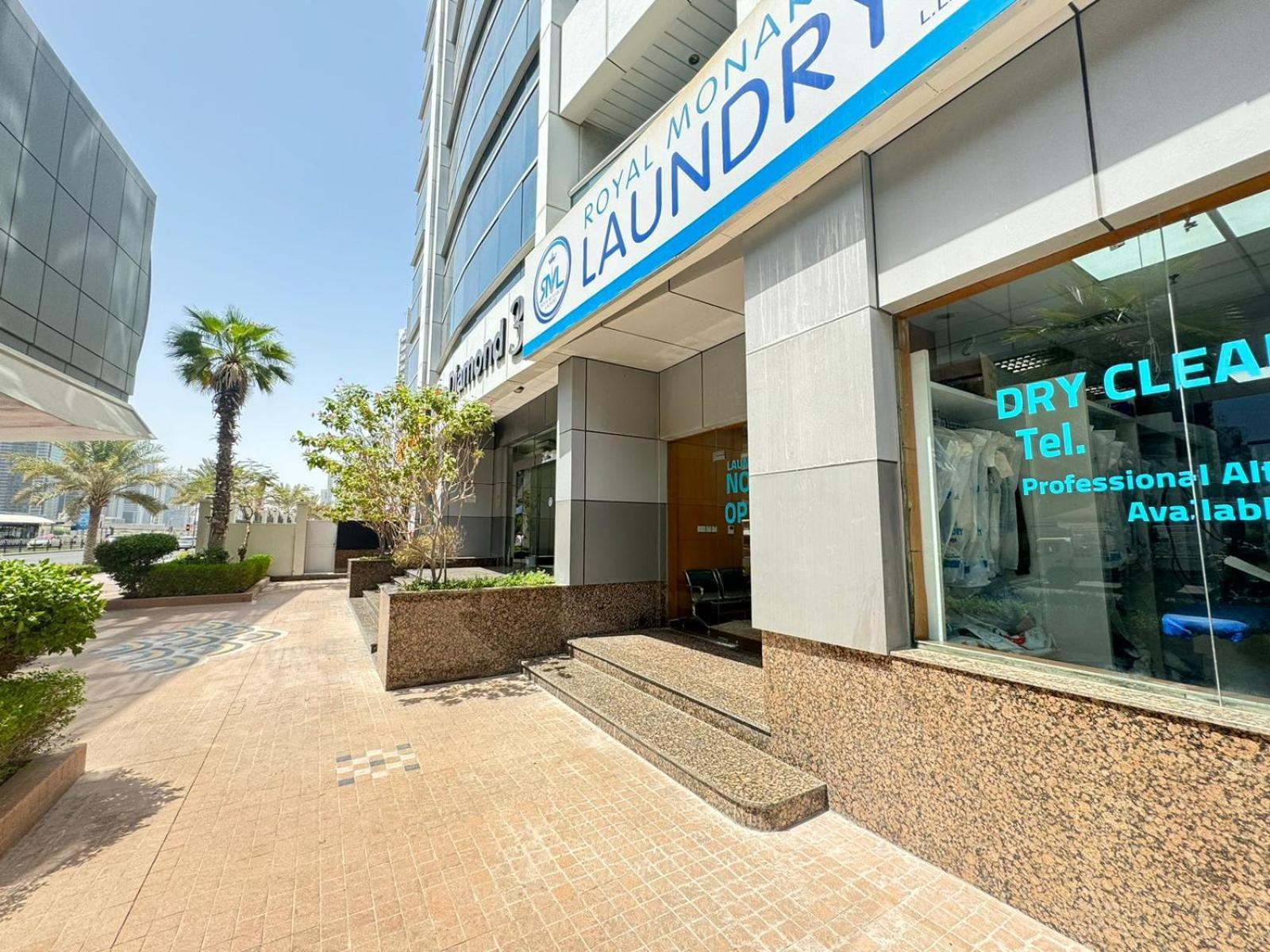 Spacious In Marina Close To Metro And * Dubái