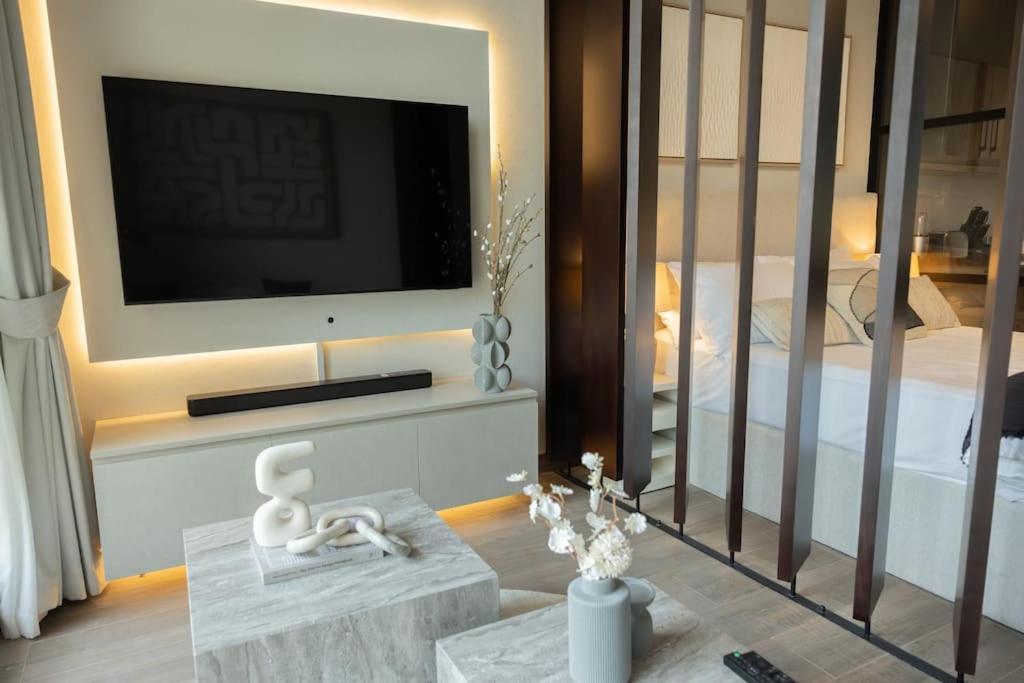 Welhome - Loci Residences