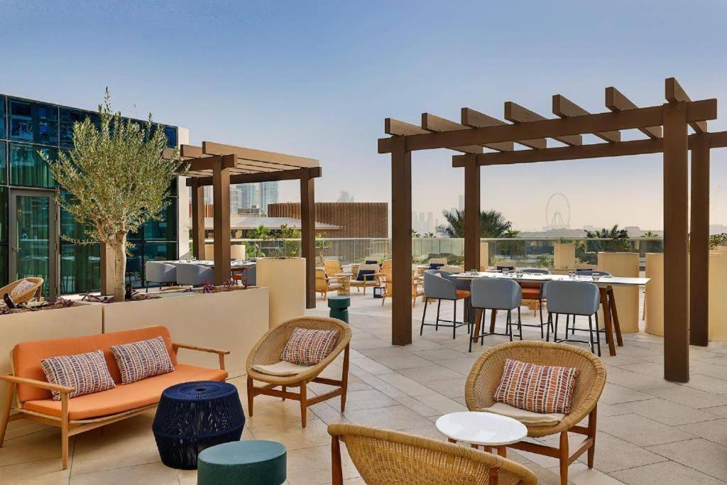 Luxury Studio With Free Infinity Pool Beach Gym And Parking * Dubái