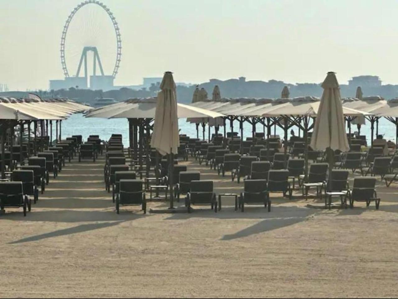 7 Palm Jumeirah West * Dubai