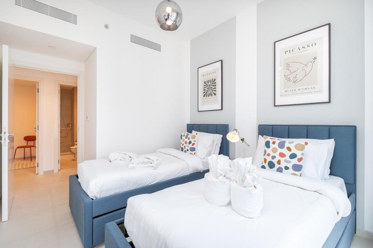 Luxurious 4-bedrooms Near Burj Khalifa And Mall In Downtown! Lägenhet *