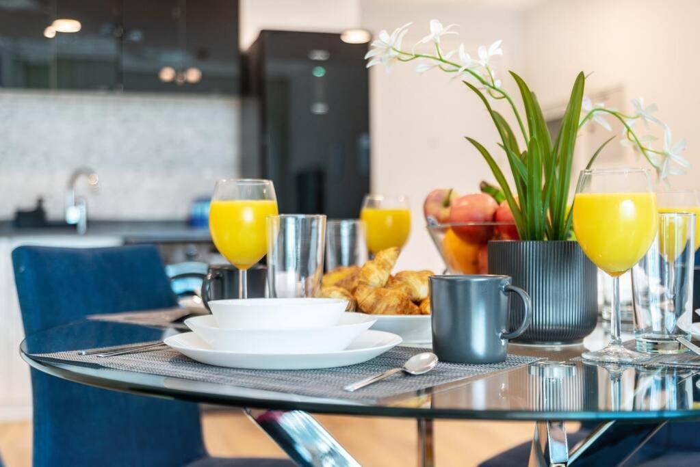 Apartment First Class 1br Stylish With Burj Khalifa View