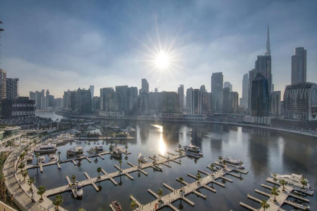 Apartment First Class 1br Stylish With Burj Khalifa View Dubai