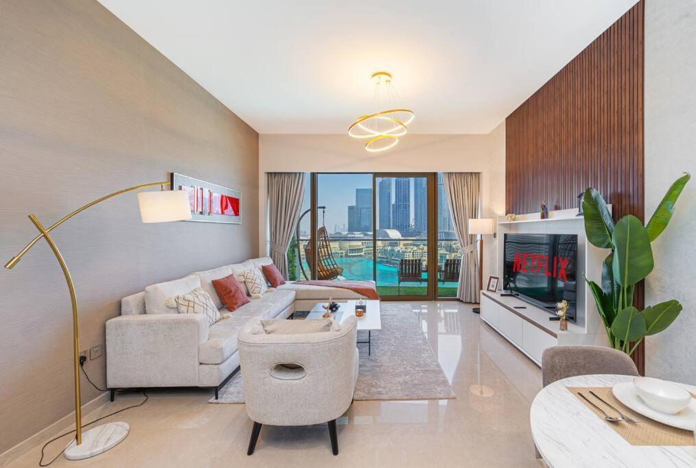 4min To Mall - Pool Access - King Bed Apartment