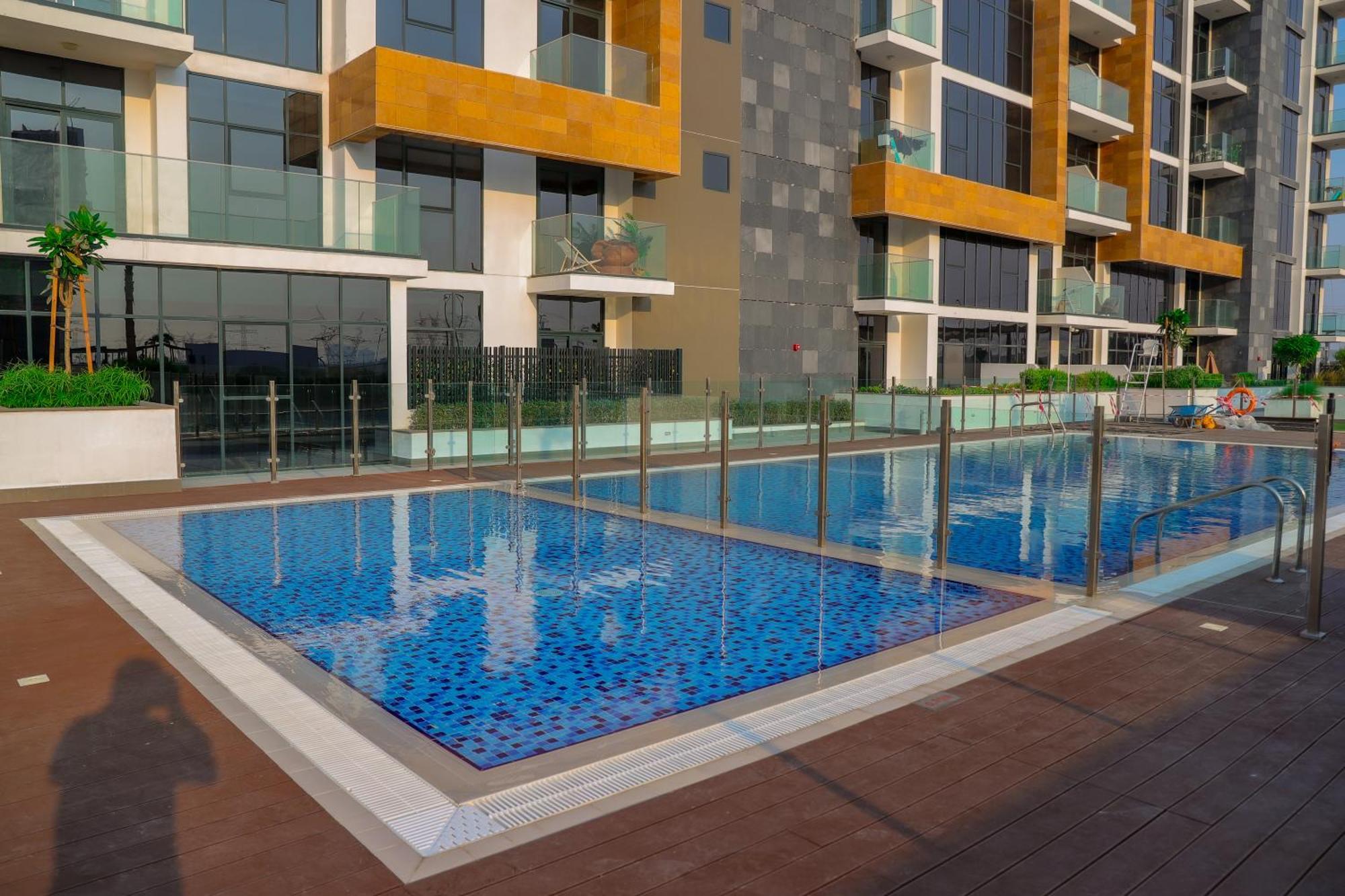 Cozy Spacious Azizi 47 Apartamento *