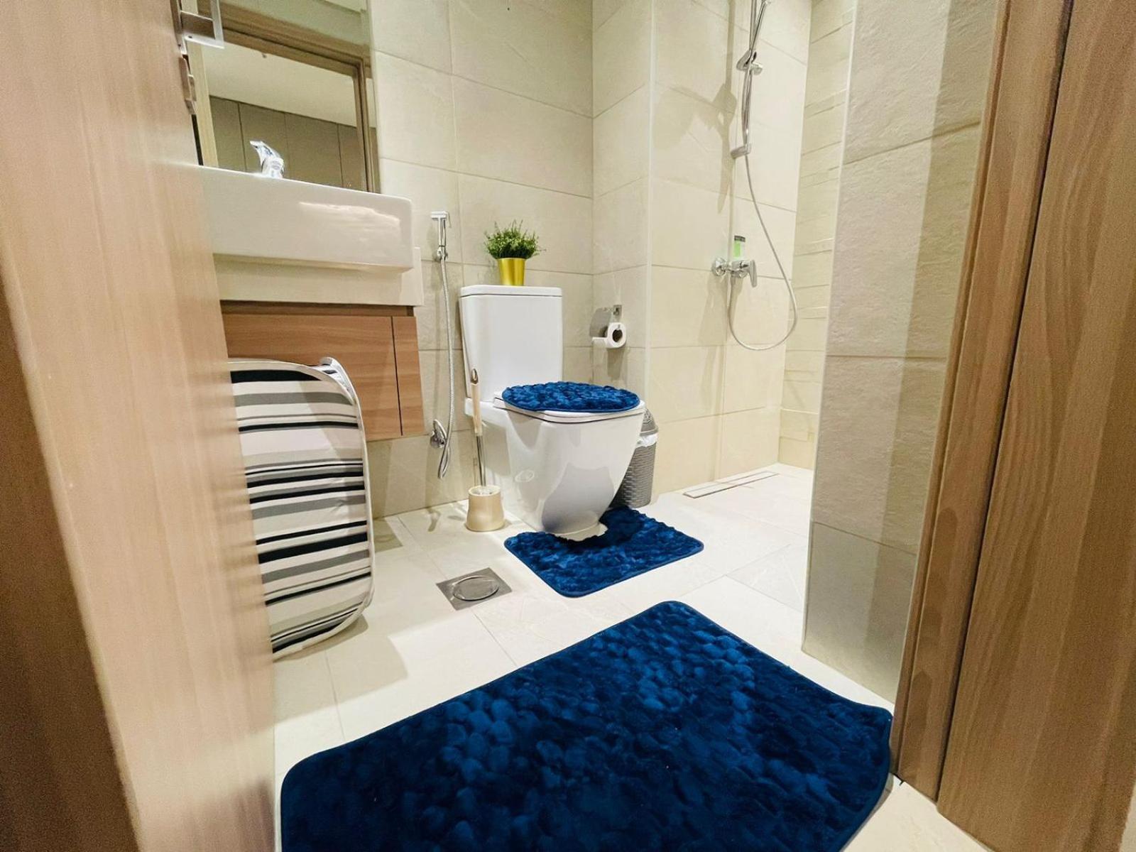 Cozy Spacious Azizi 47 Apartamento Dubái