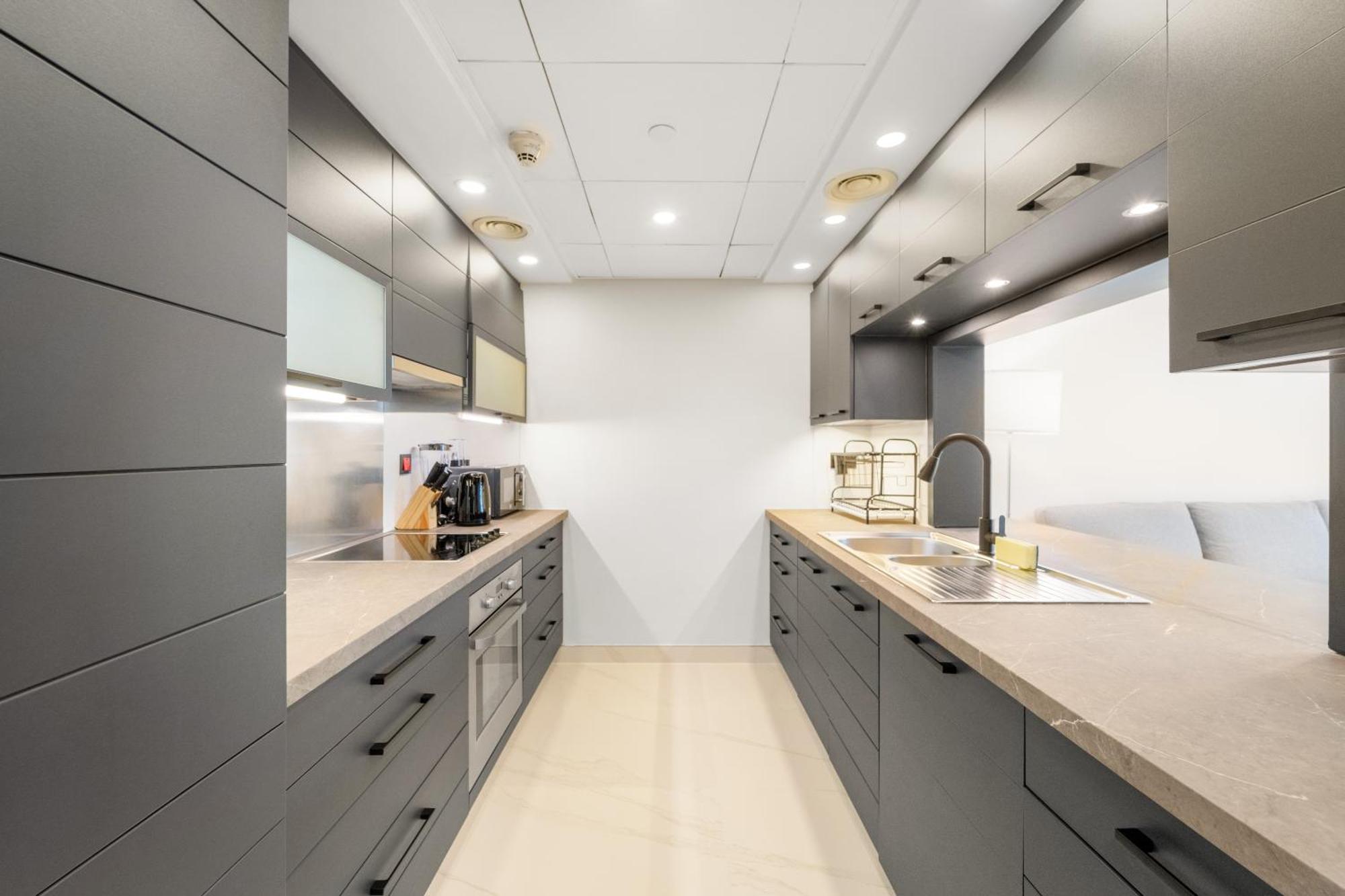 Appartement Bright & Spacious 1br In Downtown With Balcony L Close To Mall *