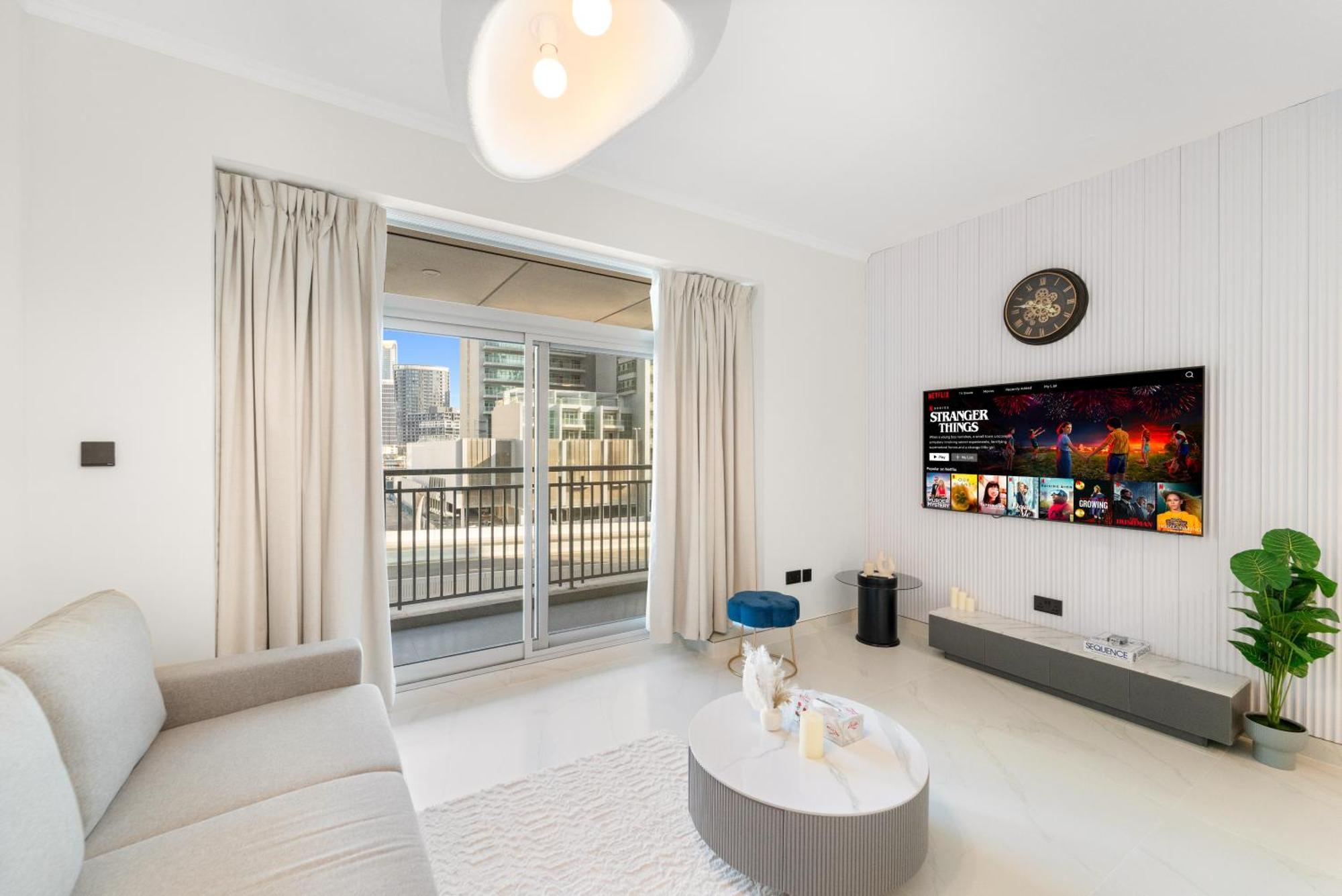 Appartement Bright & Spacious 1br In Downtown With Balcony L Close To Mall Dubai