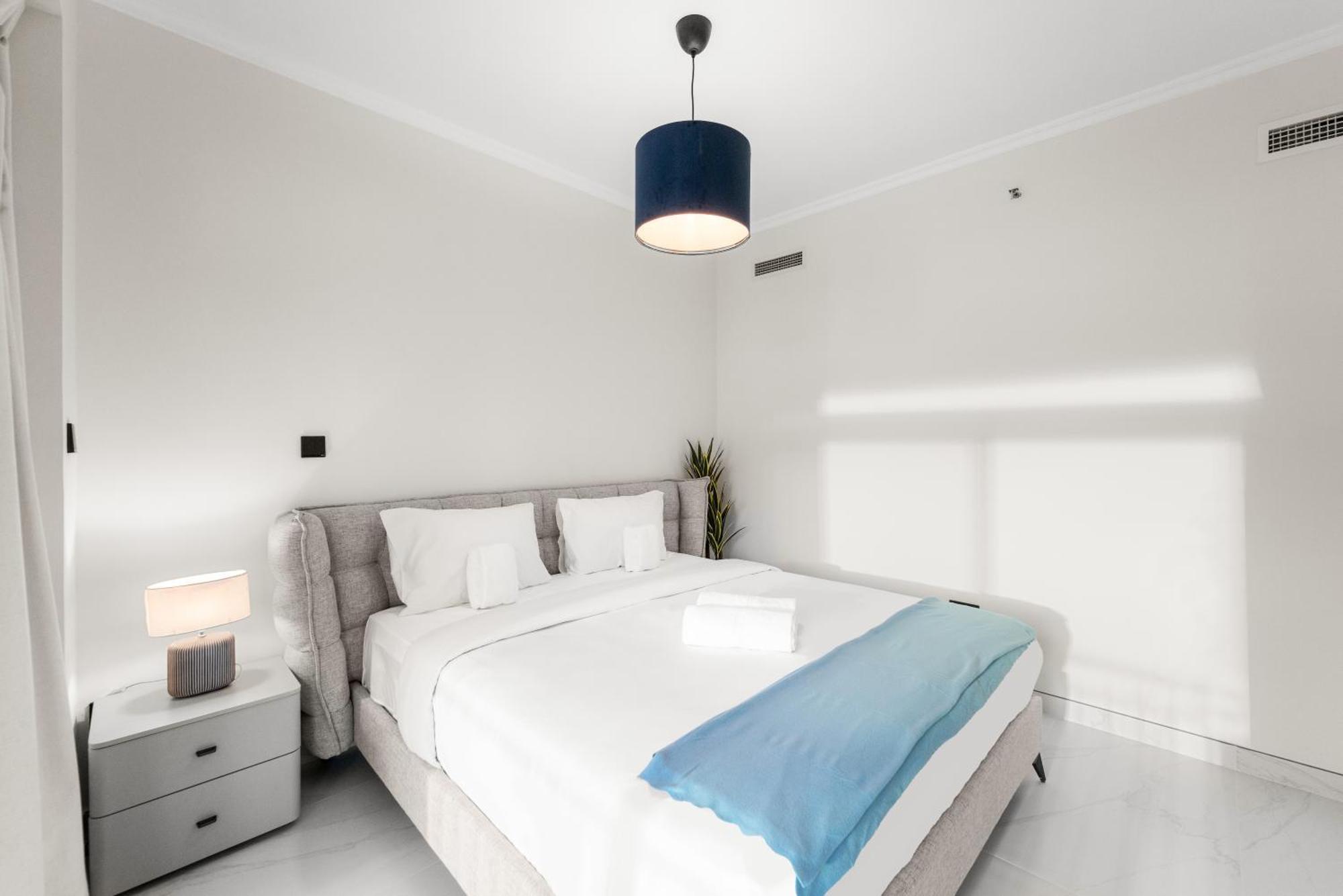 Appartement Bright & Spacious 1br In Downtown With Balcony L Close To Mall *