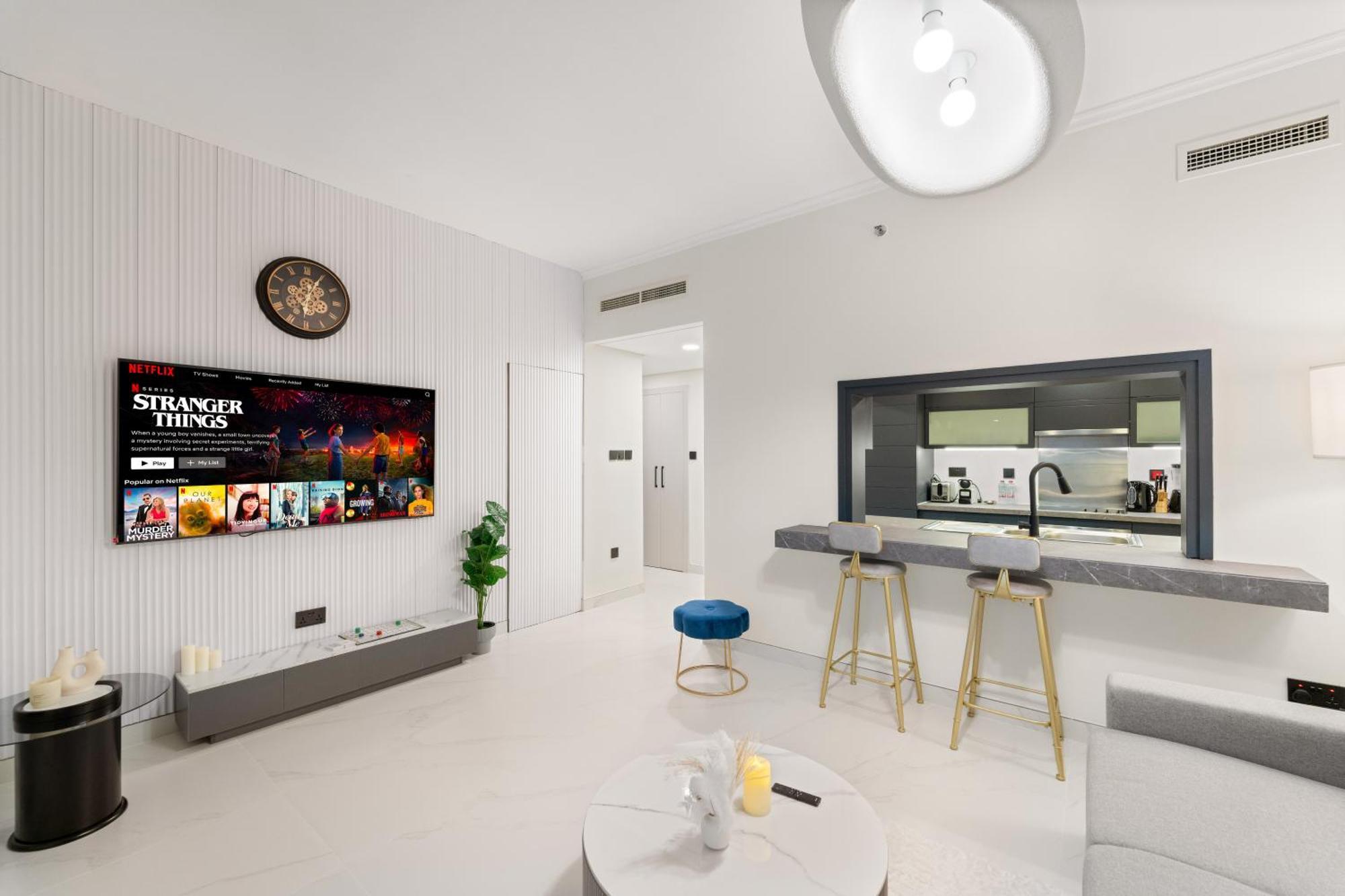 Bright & Spacious 1br In Downtown With Balcony L Close To Mall Appartement Dubai