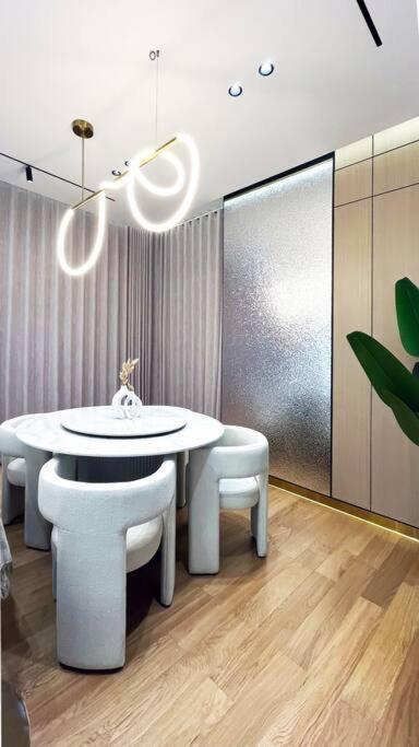 Luxurious In The Heart Of Marina - Tram And Metro Apartemen