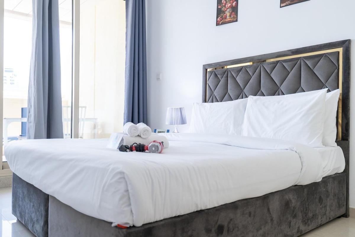 Cozy & Simple 1-bedroom Flat In Marina Apartamento