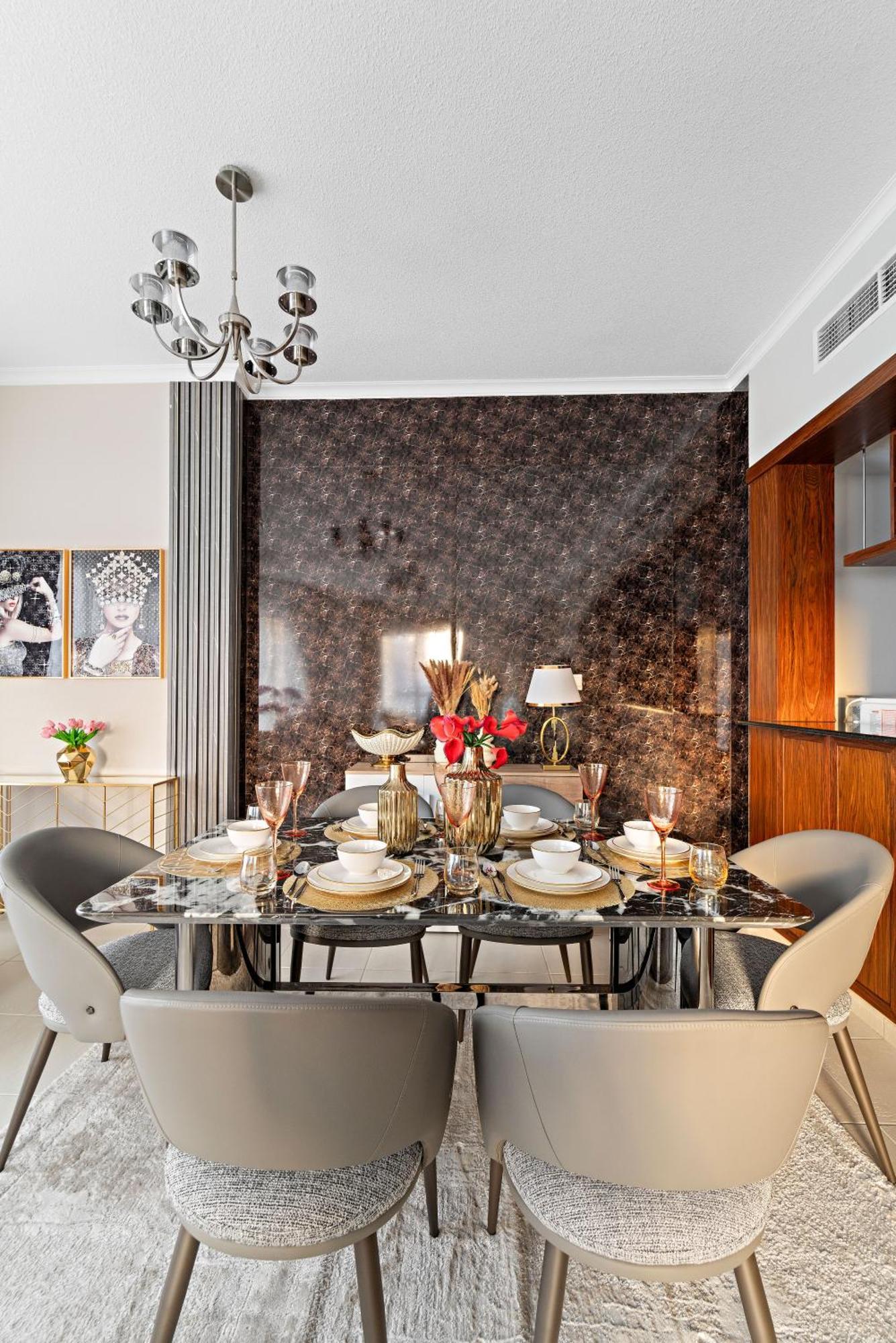 Ace Luxe, 2br, Downtown, Burj Khalifa & Fountain View, 5 Mins Walk To Mall Apartment