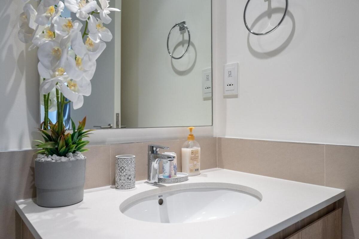 Simple Living 1bedroom In Hills Dubai