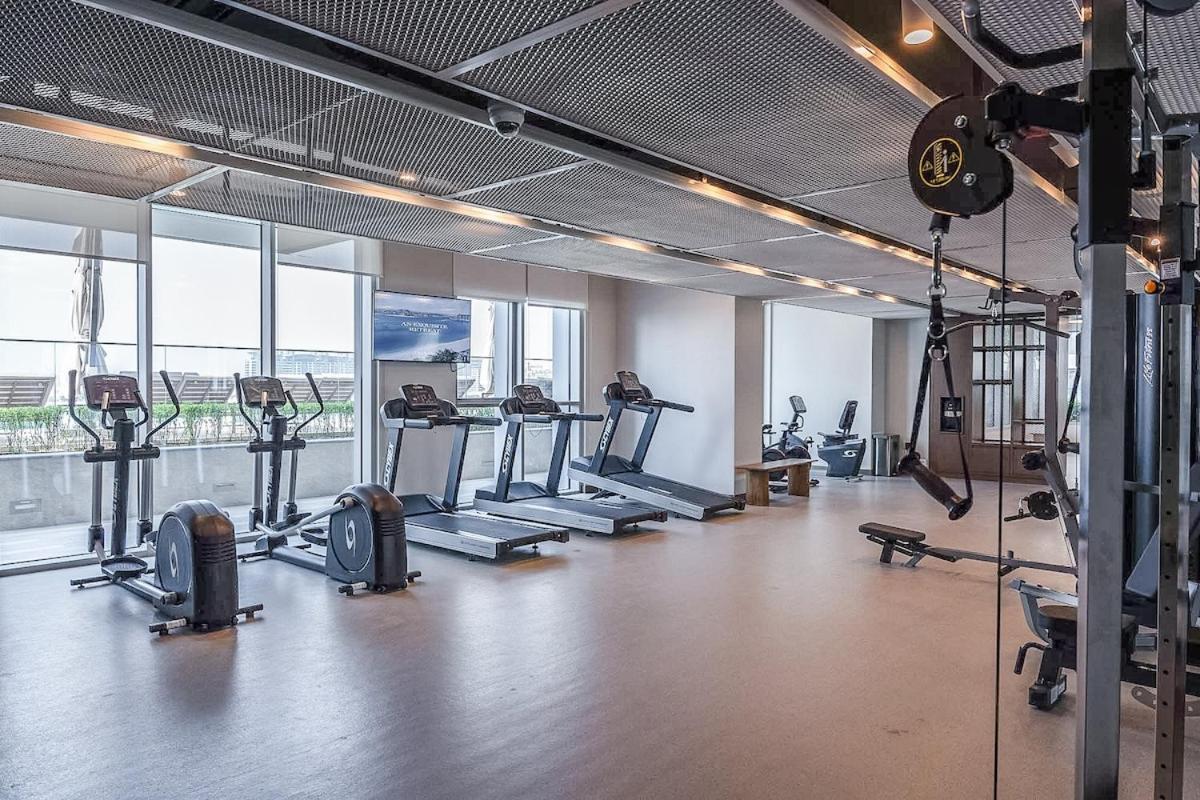 Spacious 4 Bedroom In Jbr *