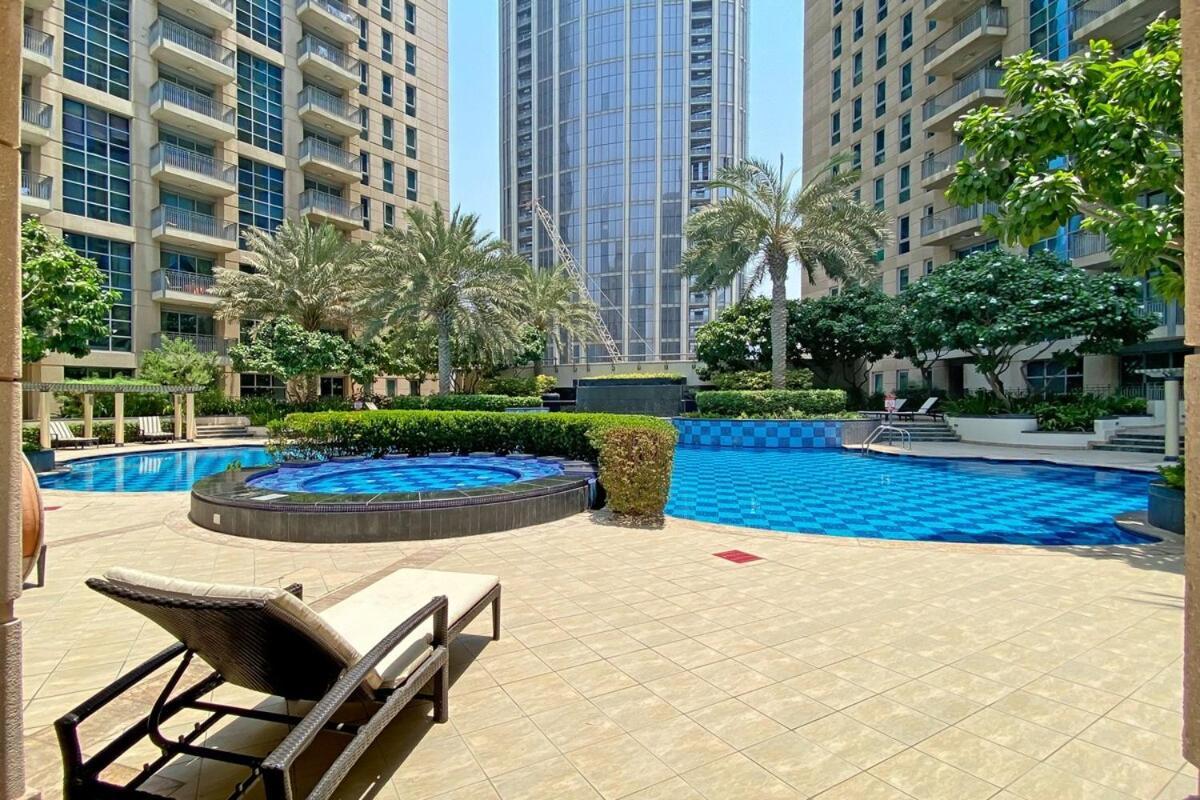 Cozy 1br Perfect For 4 In Downtown Appartement Dubaï