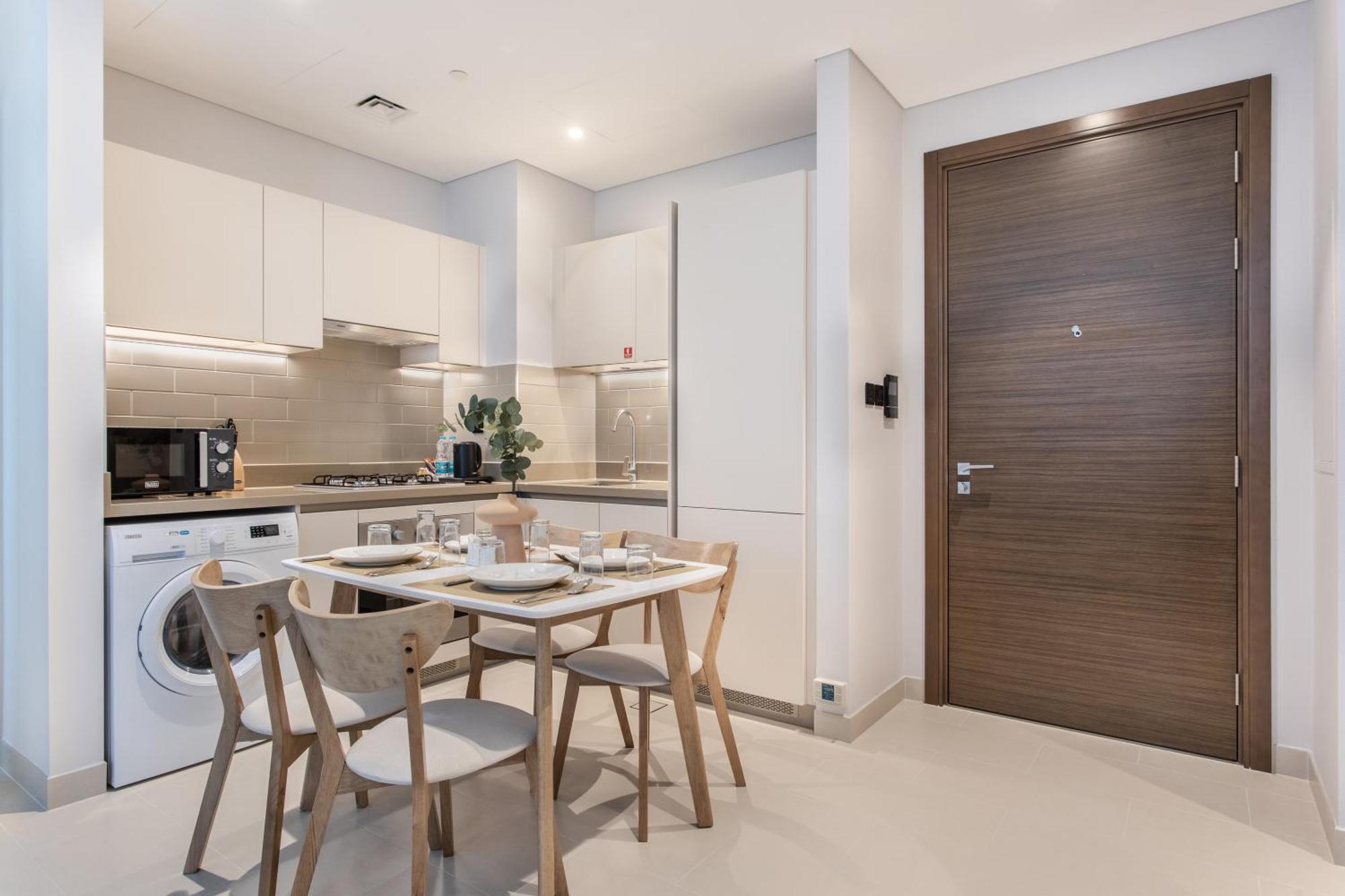 By Latinem Luxury 2br Cv A813 Near Burj Khalifa Apartamento Dubai