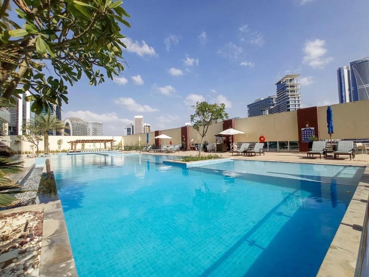 Apartment Beautifully Designed 3br With Canal Views In Business Bay Dubai