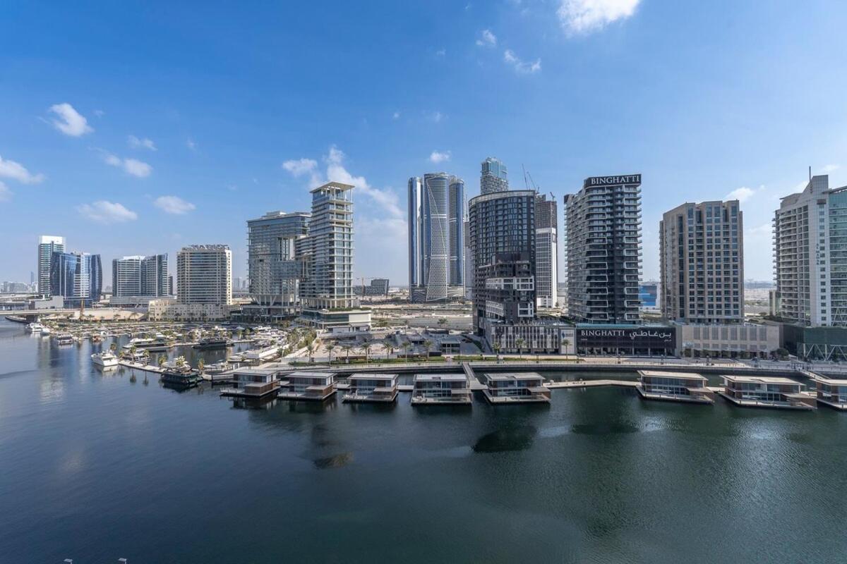 Apartment Beautifully Designed 3br With Canal Views In Business Bay Dubai