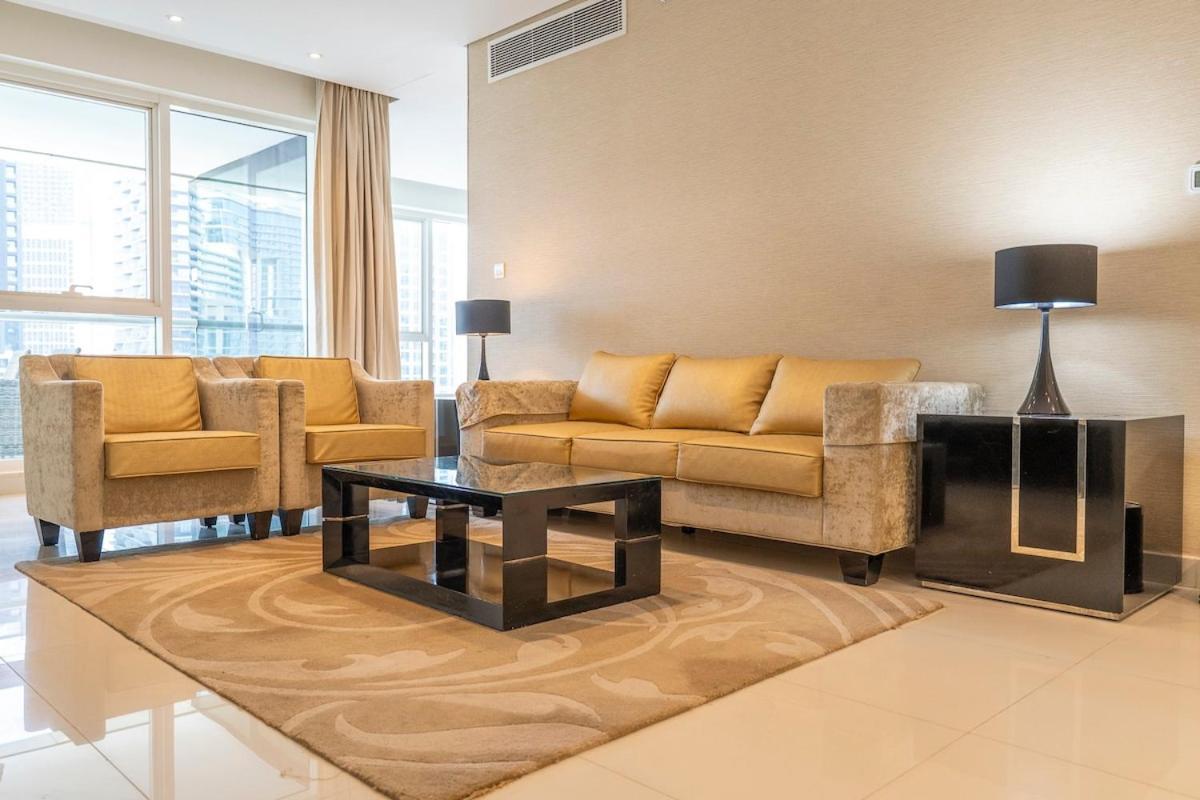 Apartment Beautifully Designed 3br With Canal Views In Business Bay Dubai