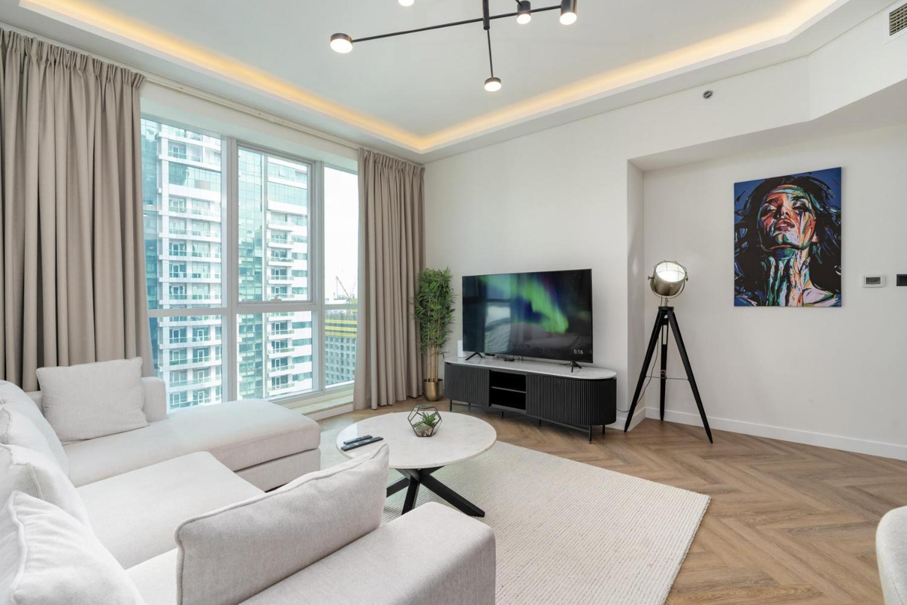Spacious Upgraded-classy - High Floor Appartement *