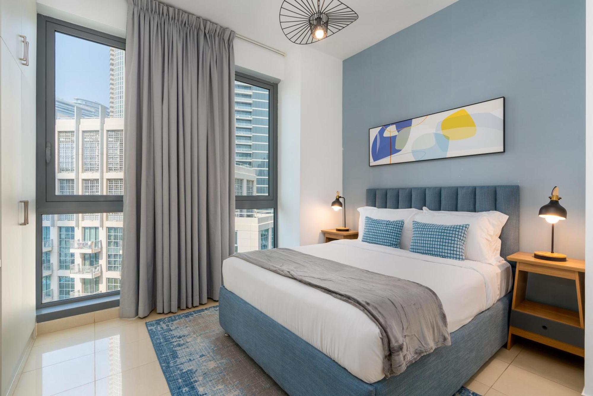 Burj Khalifa Views - 5 Min Walk From Mall - Upgraded - Designer Choice - 8 People - Opera Apartment
