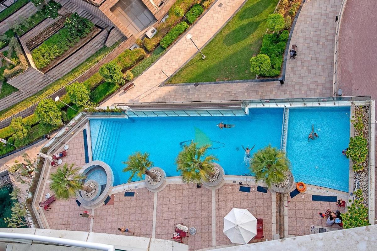 Bohemian Inspired Studio Perfect For A Family Of 4 In Jlt! * Dubai