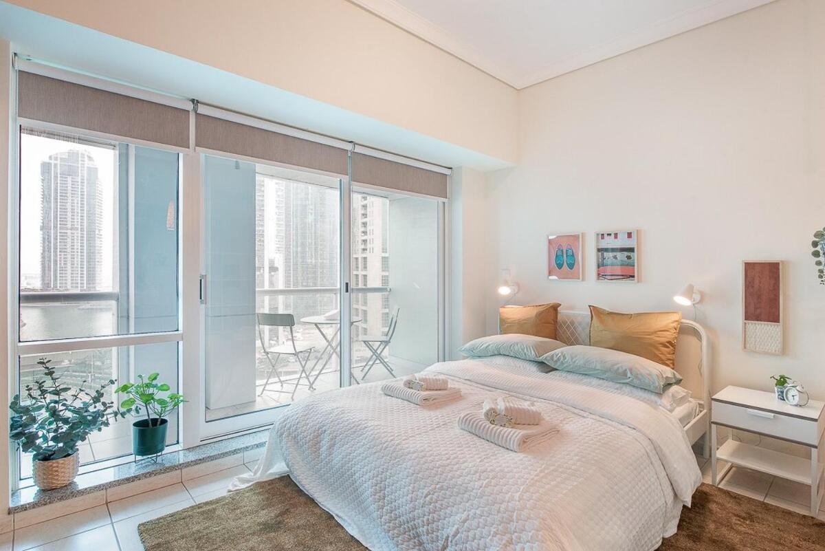 Apartamento Bohemian Inspired Studio Perfect For A Family Of 4 In Jlt! Dubai