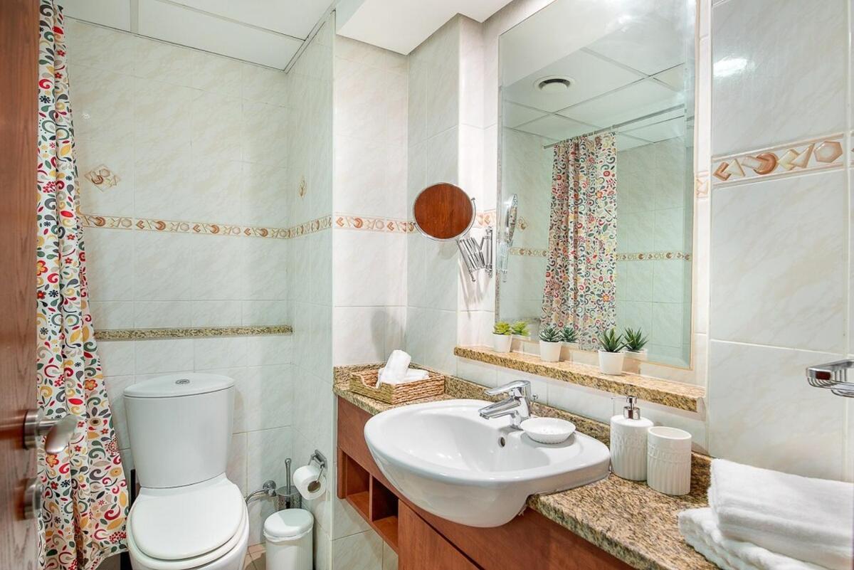Apartamento Bohemian Inspired Studio Perfect For A Family Of 4 In Jlt! Dubai
