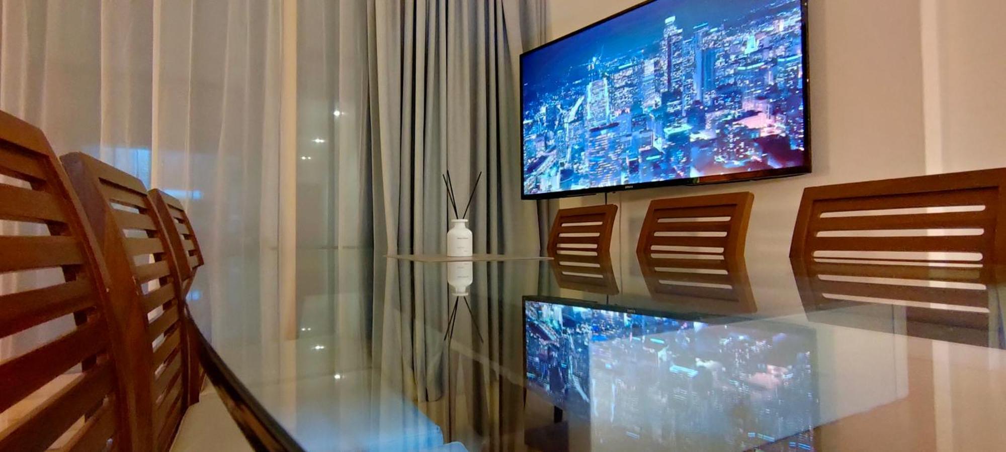 2 Bedroom With A Beautiful View Of The Marina Minimum 5 Night Apartamento