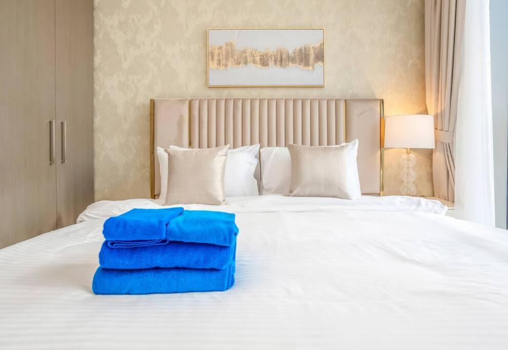 Newarabian 3br &maid T2 Appartement