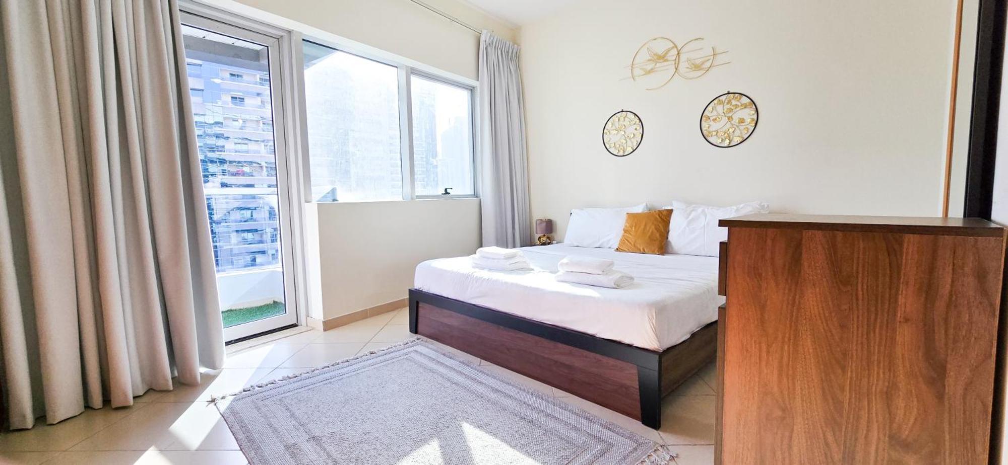 Lägenhet Spacious 2 Bed At Marina High Floor