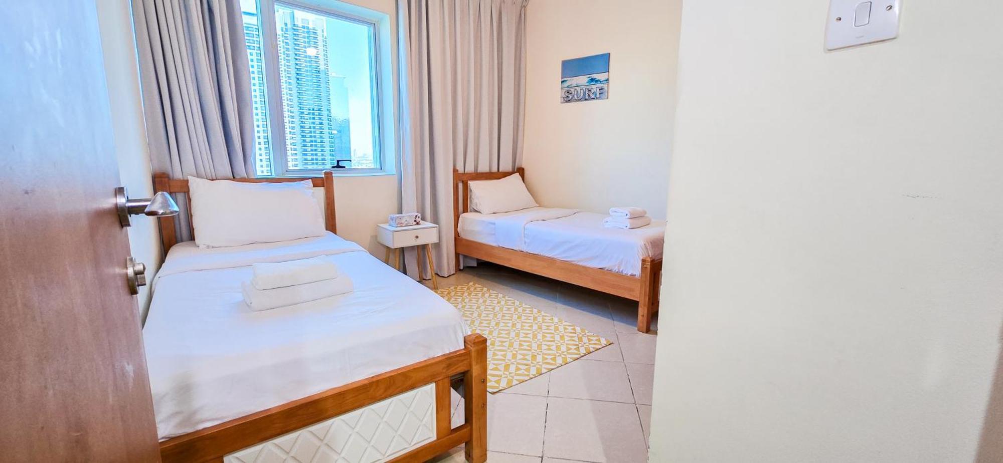 Lägenhet Spacious 2 Bed At Marina High Floor Dubai