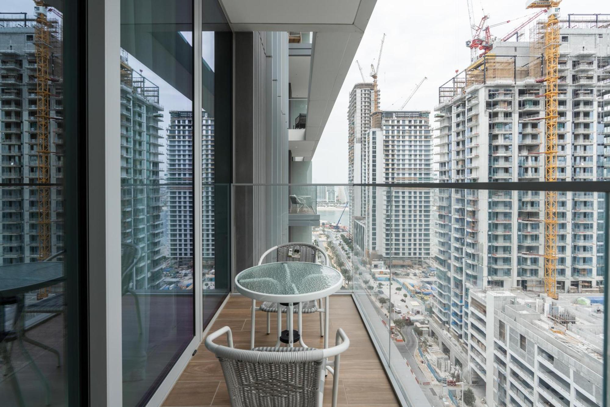 Appartement Isle Tower 2 - Beachfront Stunning - Full Sea Views