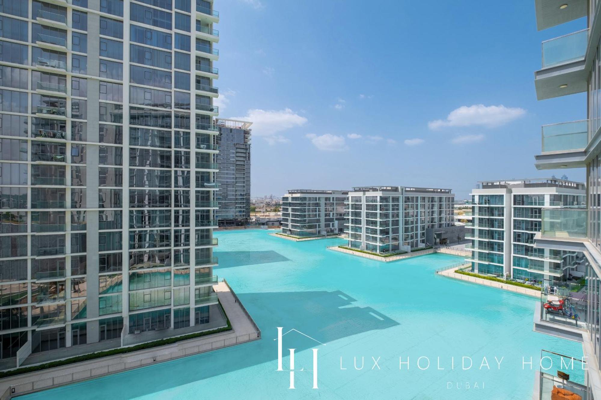 Lux The District One Lagoon View 3 Appartement *