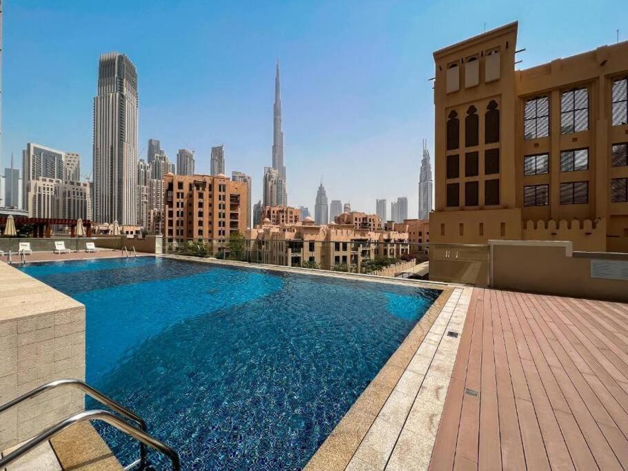 Appartement The Lavish Art House With Full Burj Khalifa View From - Amazing Balcony Setup - Infinity Pool - Near Mall Downtown *