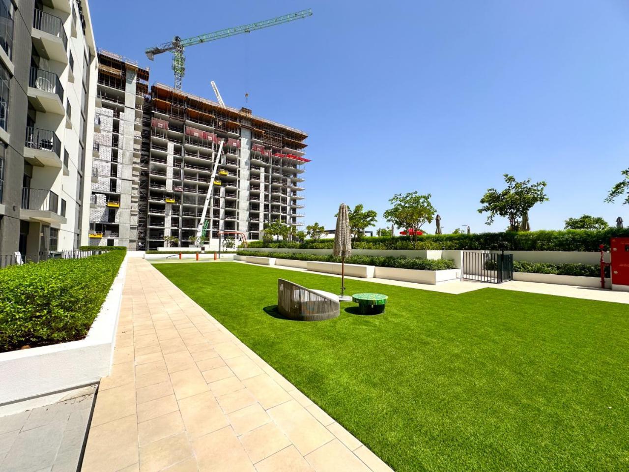 Cozy 1 Bedroom In Golfville Dubai Hills Appartement *
